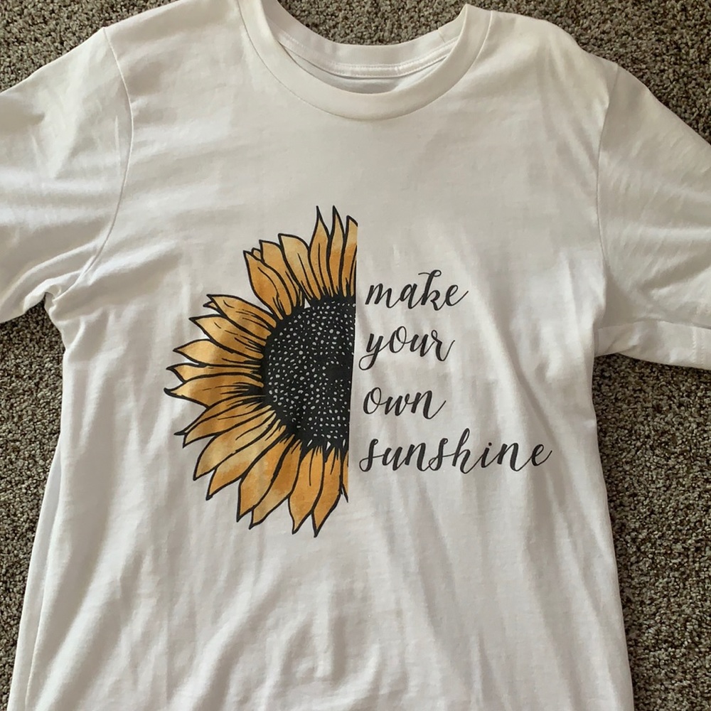 Graphic tee shirt